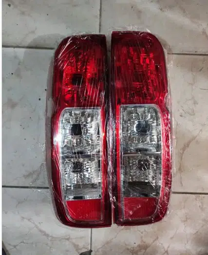 imagen_2022-12-14_233412984 Mica Trasera Nissan Frontier 2005-2009 | Toribio Auto Parts