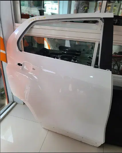 Puerta Trasera derecha de Chevrolet Trax 2018 | RBG Autoparts