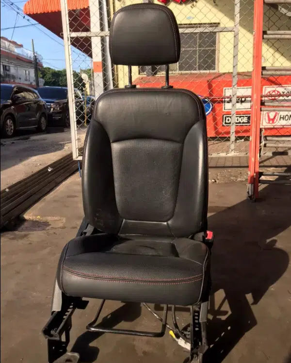 Asiento Pasajero Dodge Journey 2008-2016 3 Asiento Pasajero Dodge Journey 2008-2016 | RBG Autoparts
