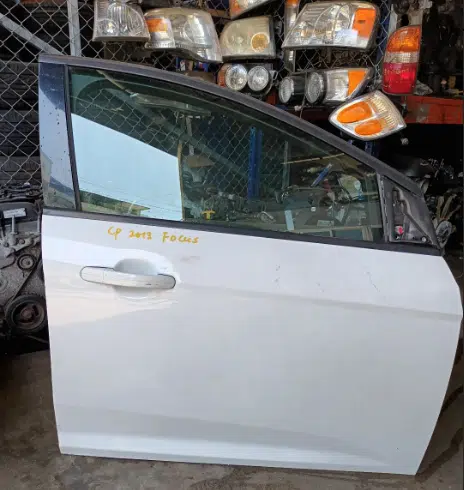 Puerta Delantera Derecha, Ford Focus 2012-14 5 Puerta Delantera Derecha, Ford Focus 2012-14 | RBG Autoparts