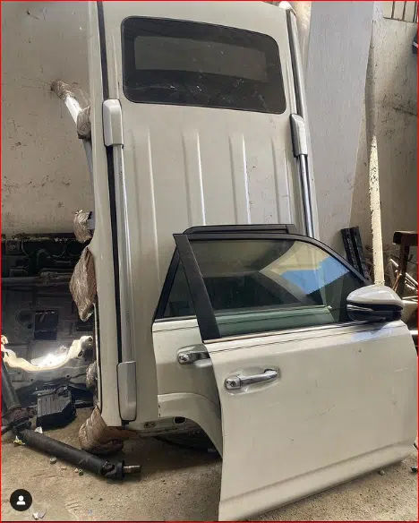 Puerta Delantera Toyota 4Runner 2018 1 Puerta Delantera Toyota 4Runner 2018 | Yani Repuestos